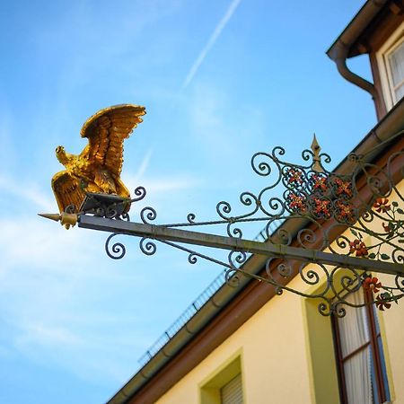 Gasthof Adler Вайнщад Екстериор снимка